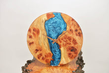 Load image into Gallery viewer, Sea blue epoxy resin with burl Scottish Elm hanging wall clock 35cm Diameter, Clock could be rotate to any hanging position.