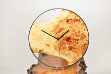 Load image into Gallery viewer, European poplar mappa burl hanging wall clock with metal rim 38cm Diameter, Clock could be rotate to any hanging position.