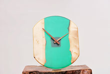 Load image into Gallery viewer, Green epoxy resin oak wood hanging wall clock, 30 cm diameter.