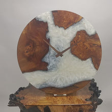 Charger et lire la vidéo dans la visionneuse de galerie, Pearl and arctic white epoxy resin with burl Scottish Elm hanging wall clock 35cm Diameter, Clock could be rotate to any hanging position.
