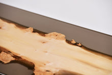 Charger l&#39;image dans la visionneuse de la galerie, Handmade console table with English purl oak and resin top
