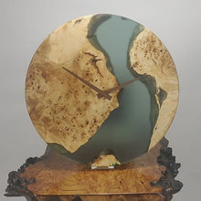 Load and play video in Gallery viewer, Lime epoxy resin with poplar mappa burl hanging wall clock 35cm Diameter, Clock could be rotate to any hanging position.
